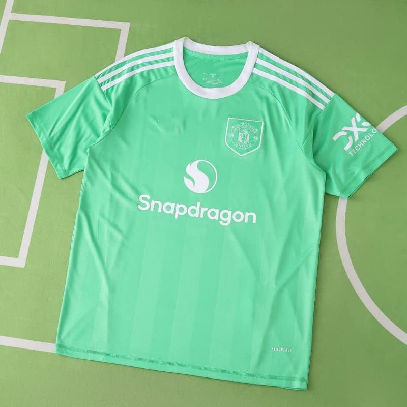 2526 season Manchester United F.C. goalkeeper Fan version