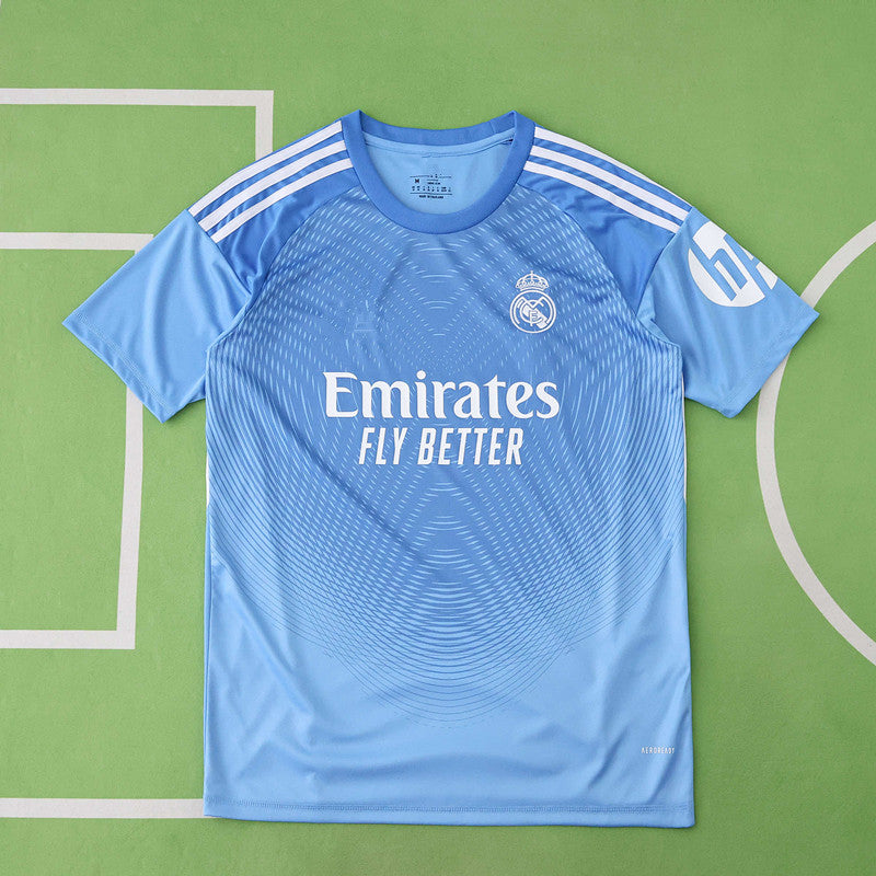 2526 season Real Madrid CF goalkeeper Fan version
